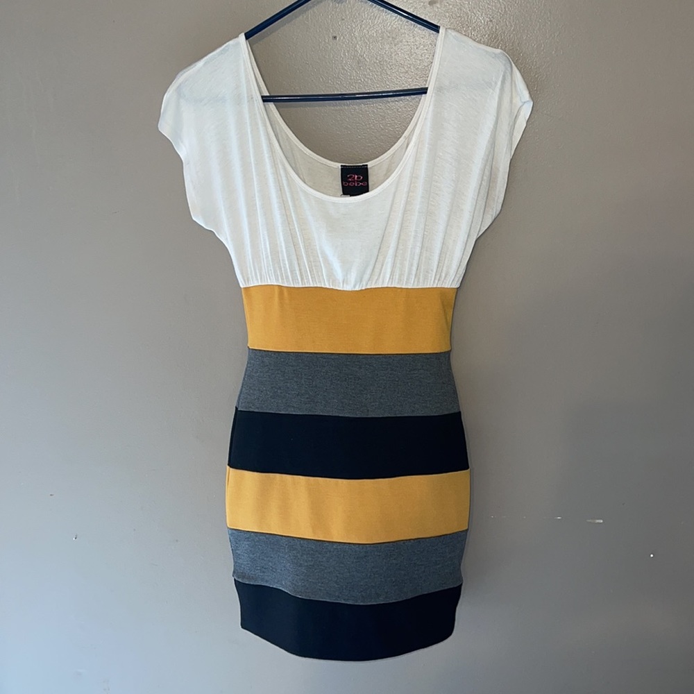 2B Bebe Mini-Dress size XS, Striped Panels